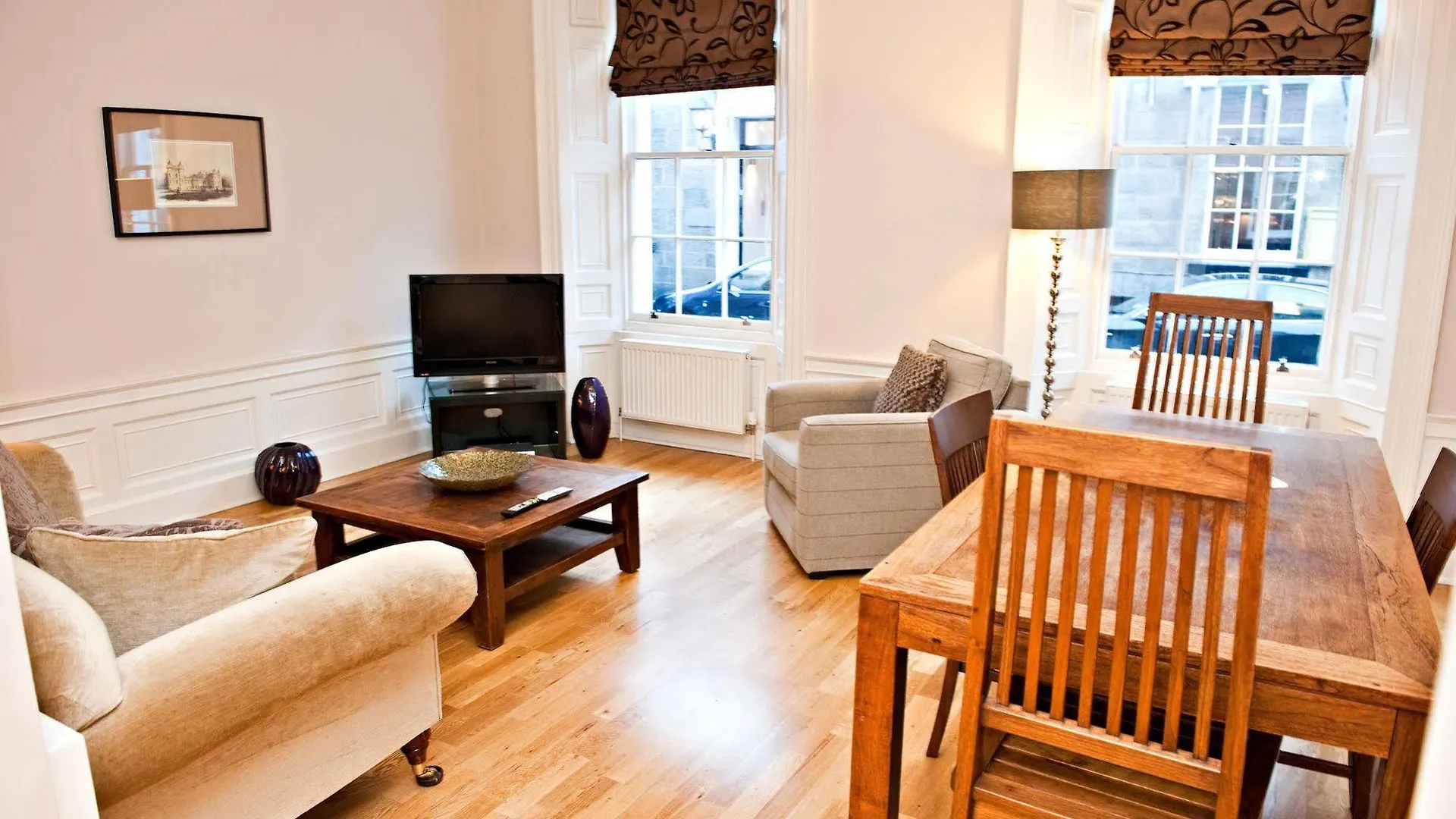 Young Street Apartments 爱丁堡