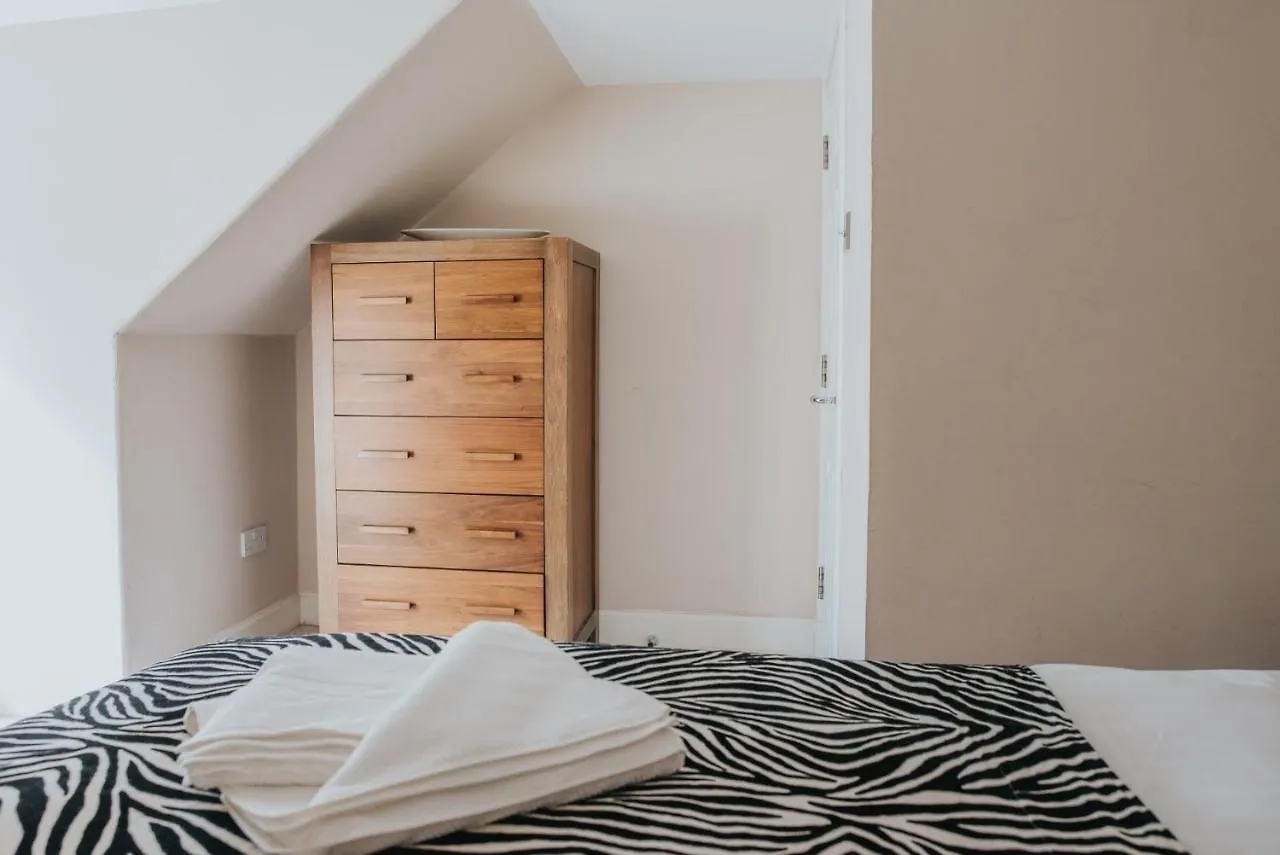 Young Street Apartments 爱丁堡 0*,  英国